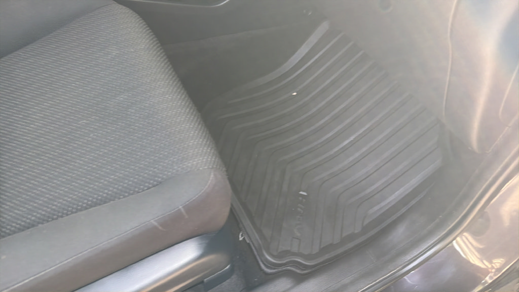 Used 2016 Honda HR-V LX image 29