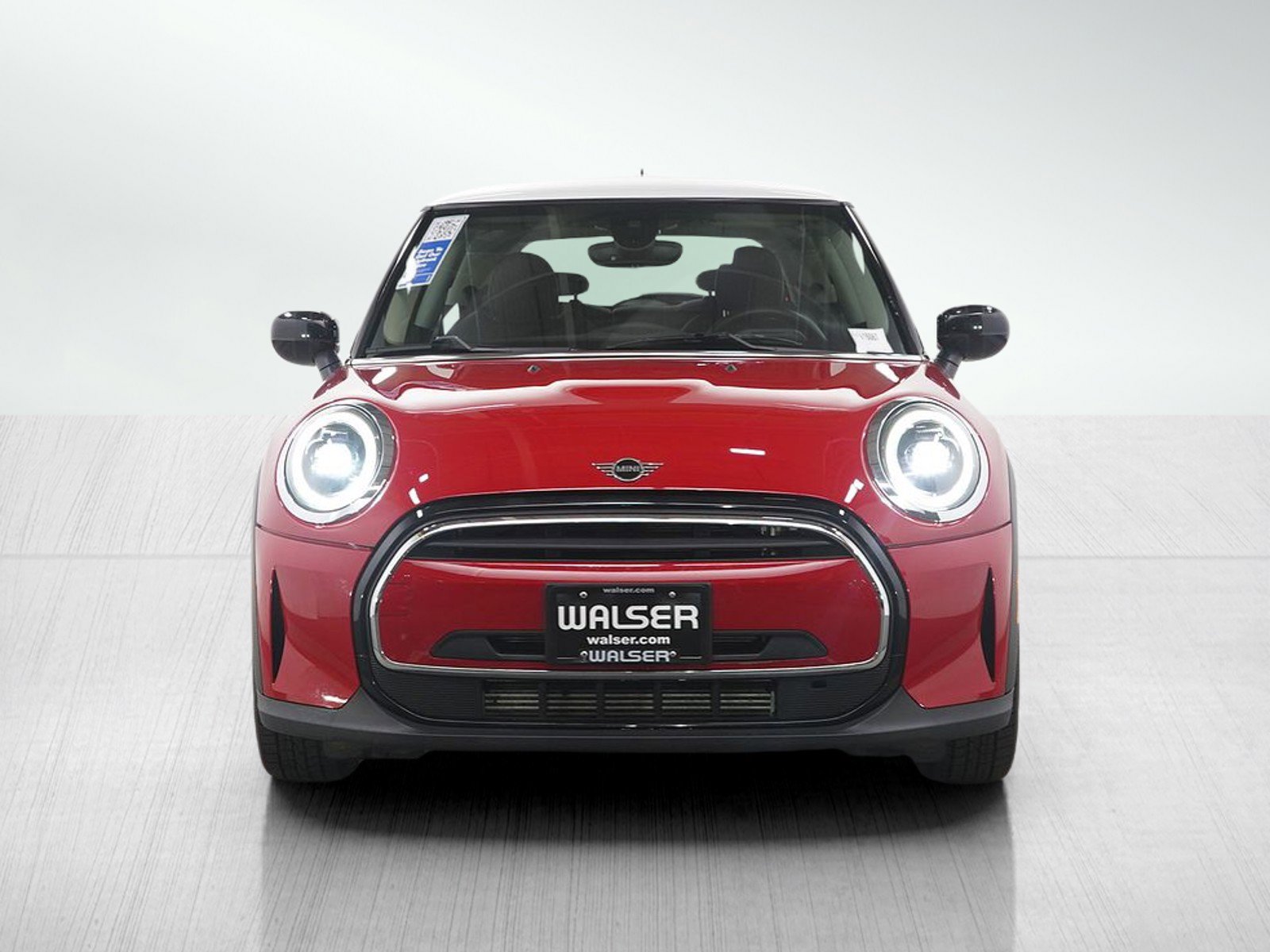 Used 2024 MINI Cooper 2-Door Hardtop image 9