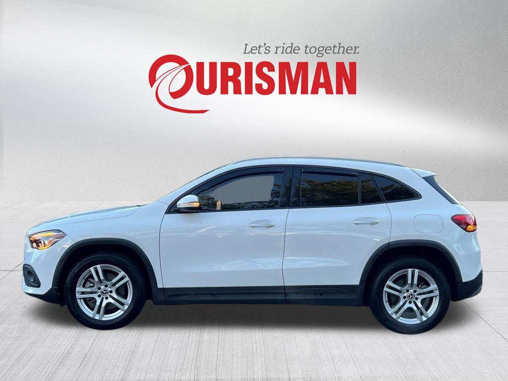 Used 2021 Mercedes-Benz GLA 250 4MATIC w/ Premium Package image 3