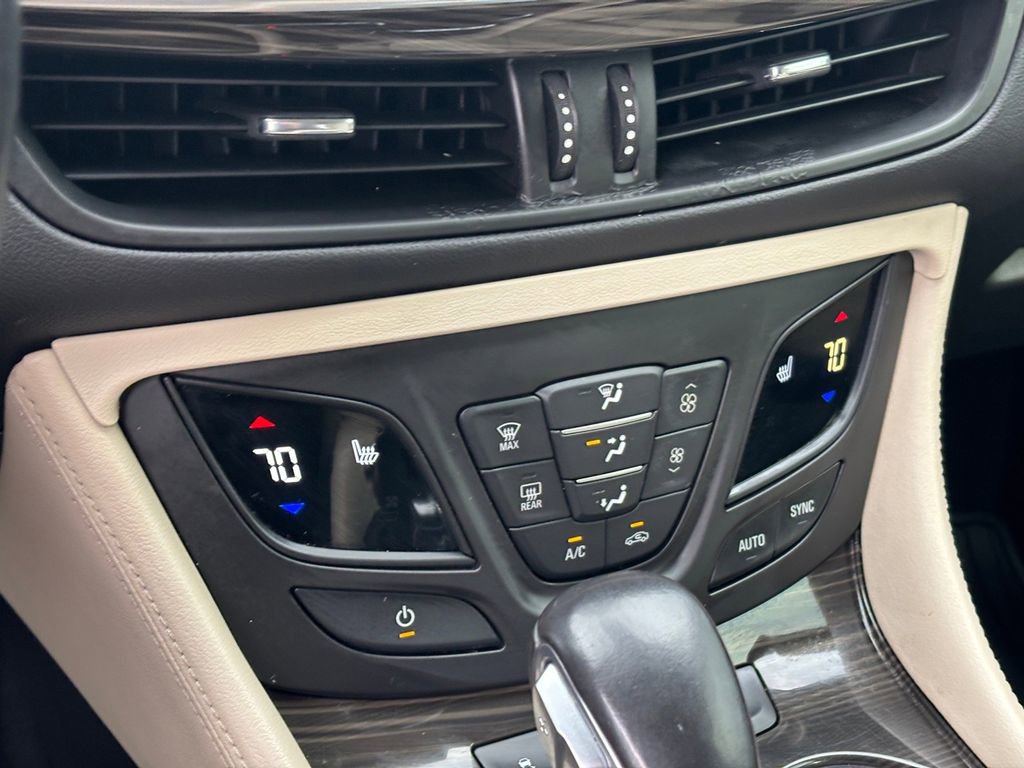 Used 2020 Buick Envision Premium w/ LPO, Cargo Package AWD/4WD image 20