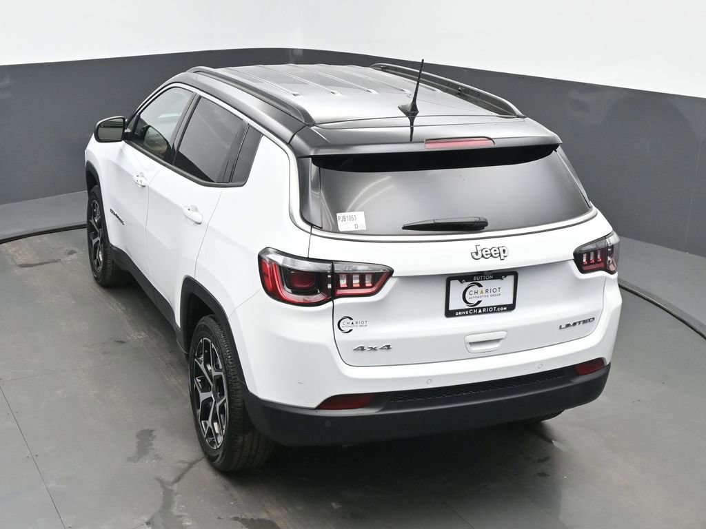Used 2025 Jeep Compass Limited image 41