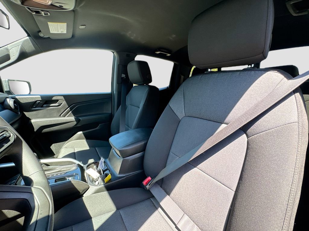 Used 2026 Chevrolet Colorado W/T image 19