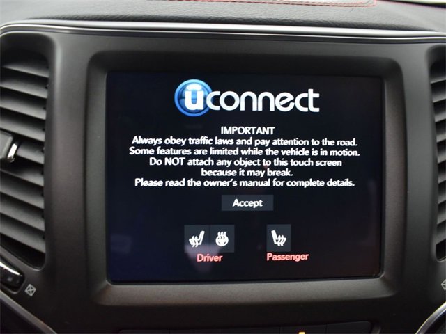 Certified 2022 Jeep Cherokee Trailhawk image 11