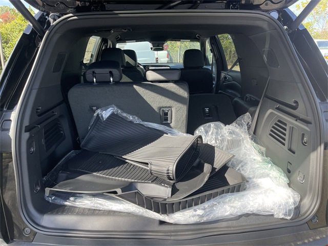 New 2026 Chevrolet Traverse LT w/ Driver Confidence Package image 24