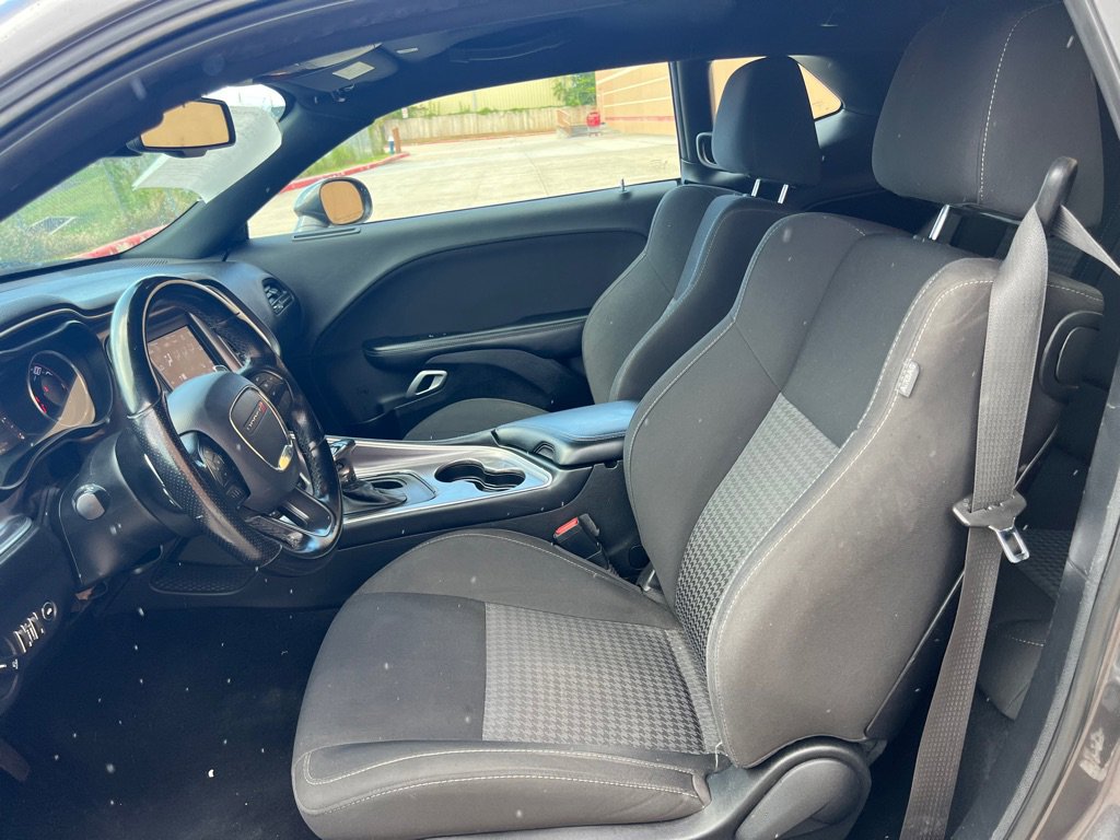 Used 2021 Dodge Challenger R/T image 9