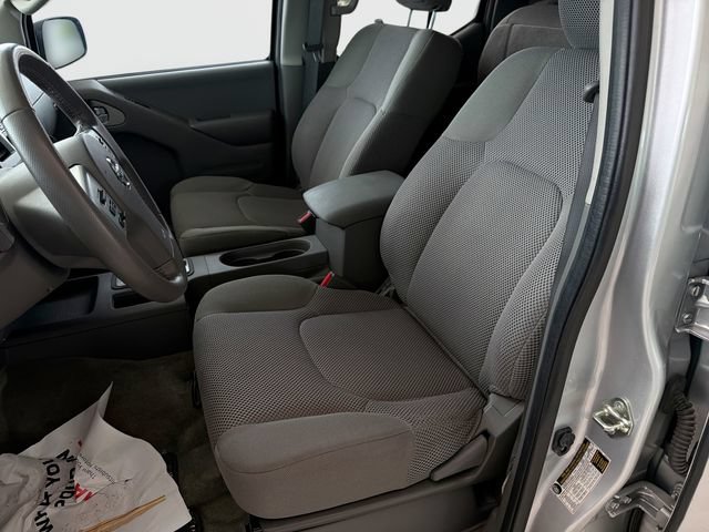 Used 2016 Nissan Frontier SV w/ SV Value Truck Package RWD image 19