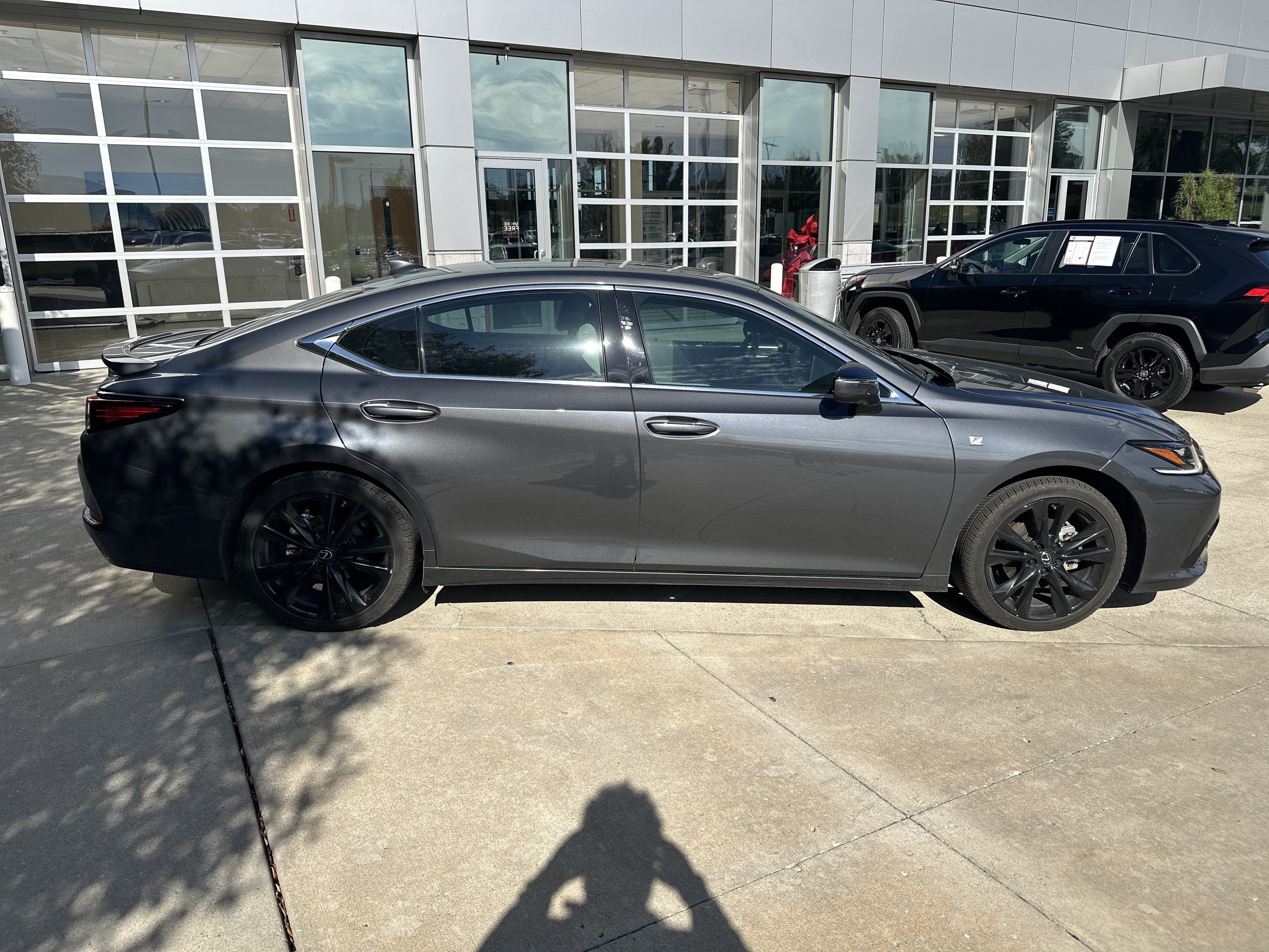 Used 2024 Lexus ES 350 F Sport w/ Accessory Package (Z2) FWD image 10