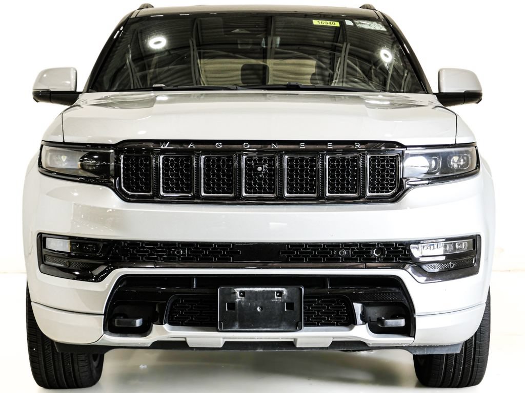 Used 2022 Jeep Grand Wagoneer Series II AWD/4WD image 2