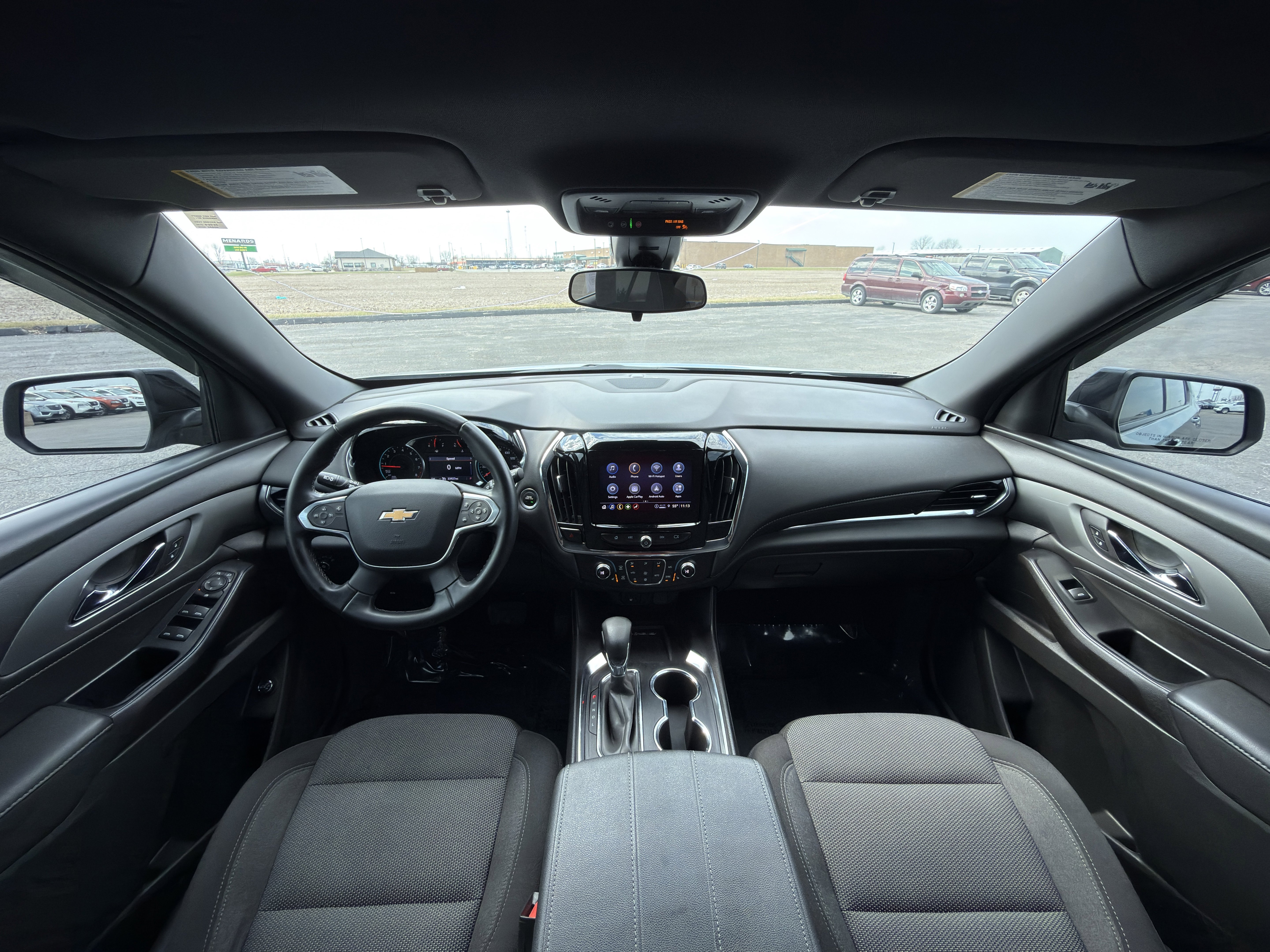 Used 2023 Chevrolet Traverse LT image 10