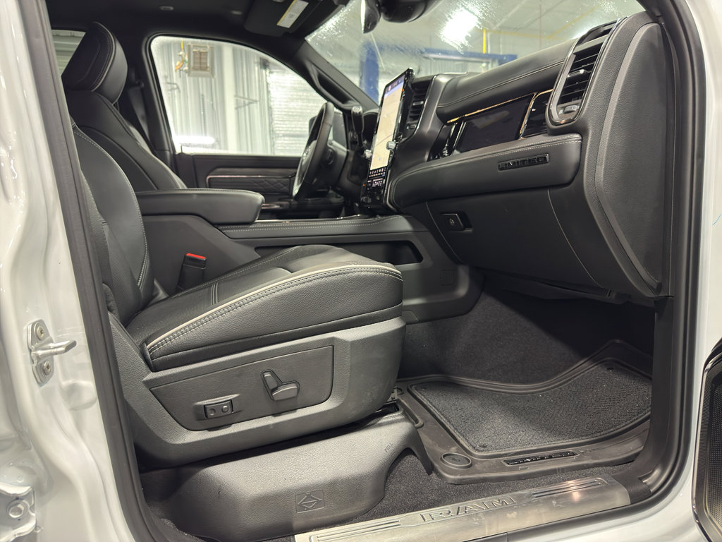 New 2025 RAM 3500 Limited image 64