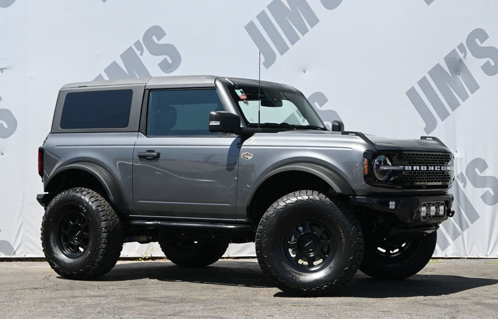 Used 2023 Ford Bronco Wildtrak AWD/4WD image 3