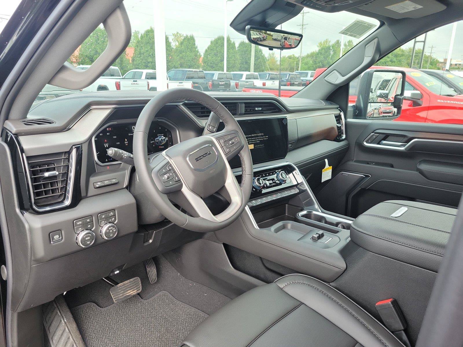 New 2026 GMC Sierra 2500 Denali w/ Denali Reserve Package AWD/4WD image 17