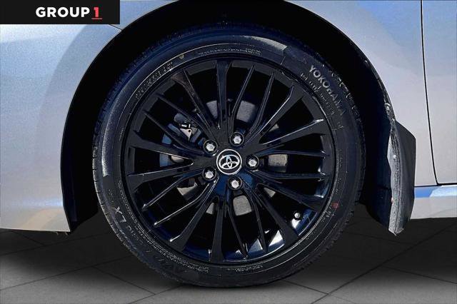Certified 2019 Toyota Camry SE FWD image 11