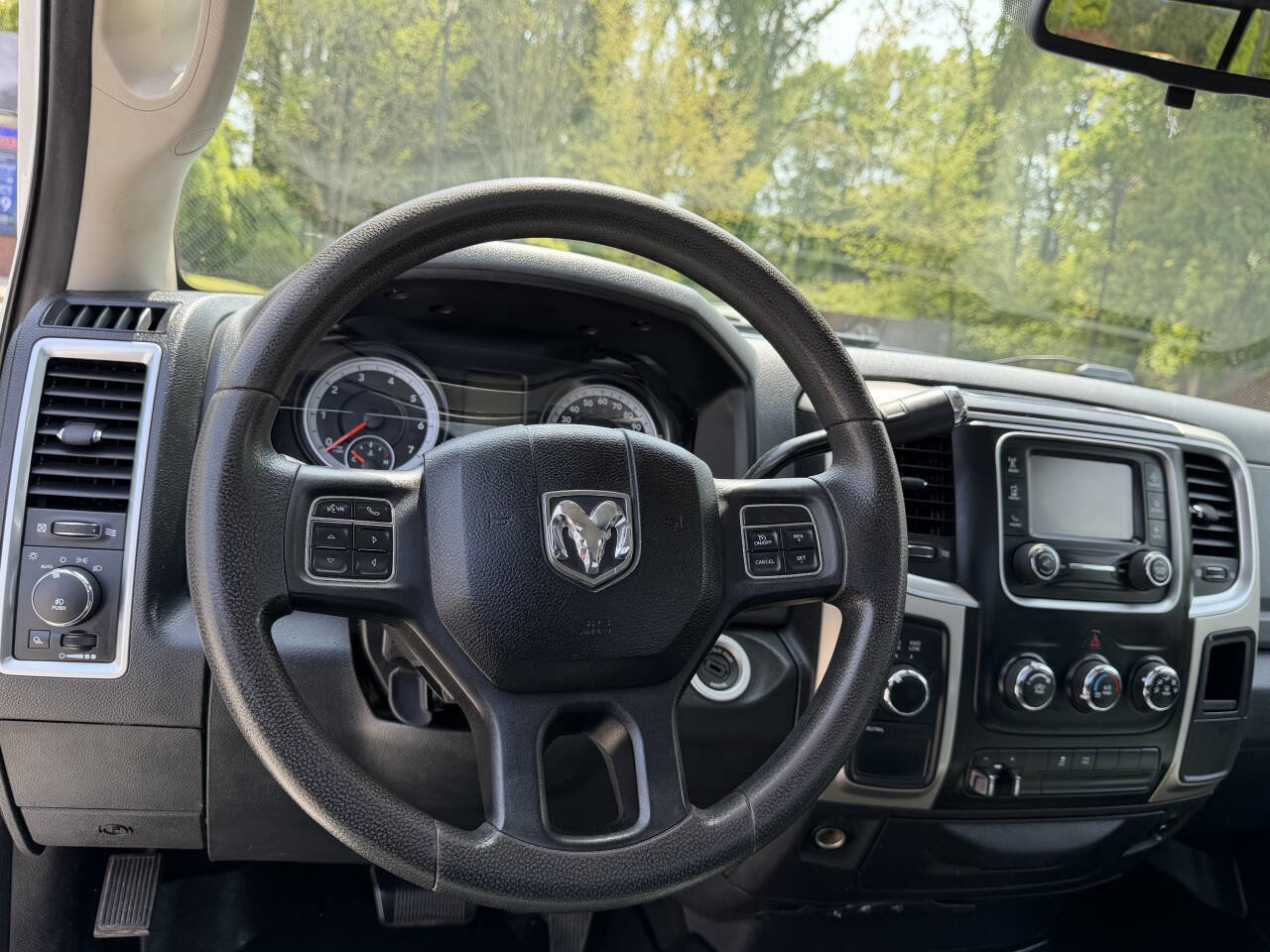 Used 2014 RAM 3500 SLT image 15