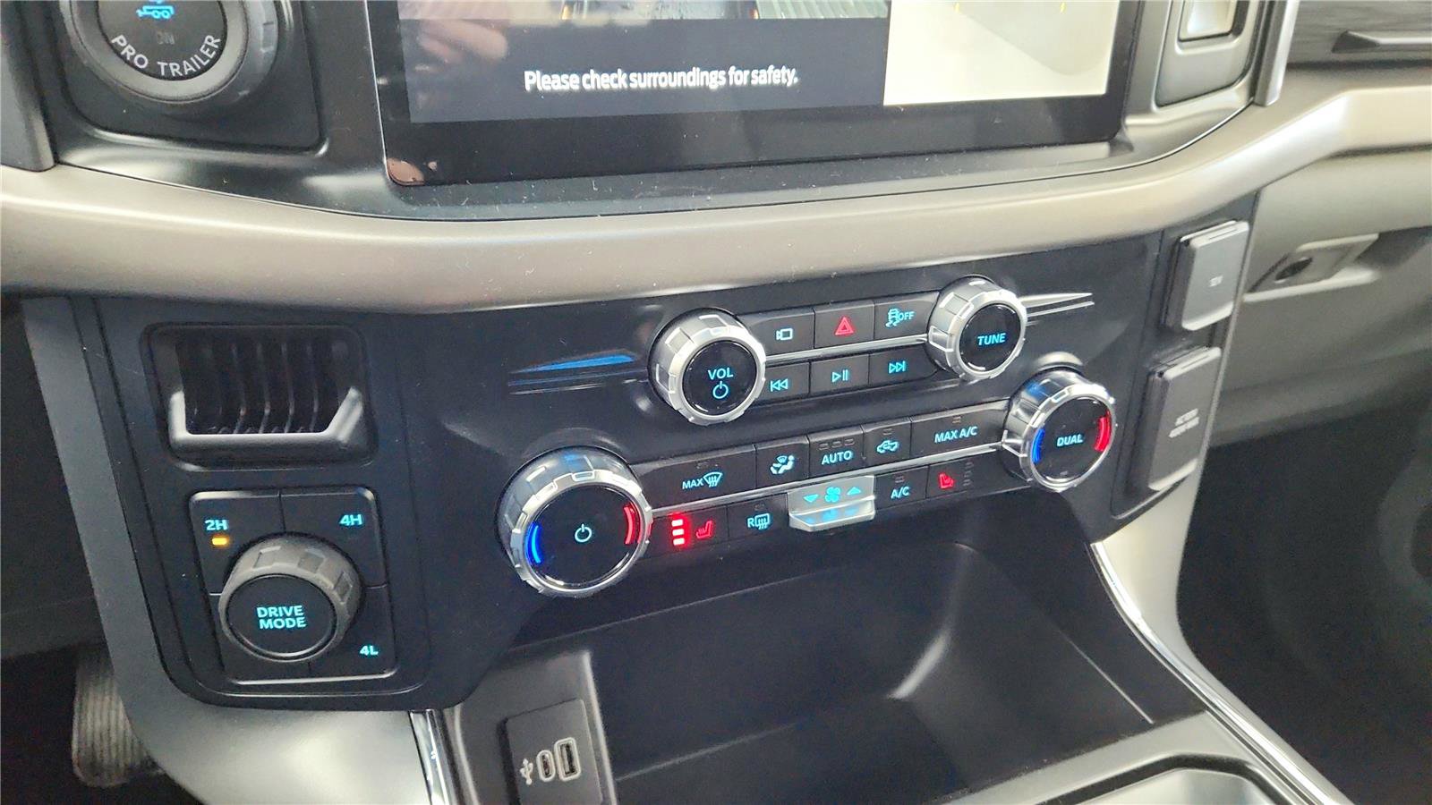 New 2025 Ford F150 XLT w/ Equipment Group 302A MID image 41