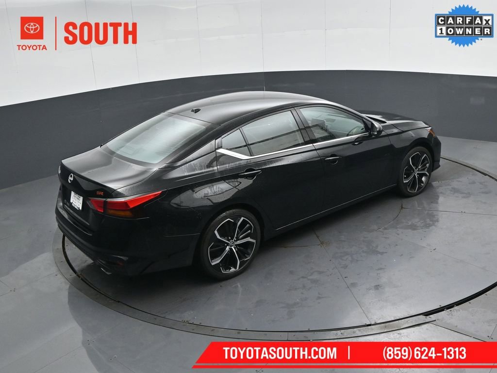 Used 2024 Nissan Altima 2.5 SR image 39