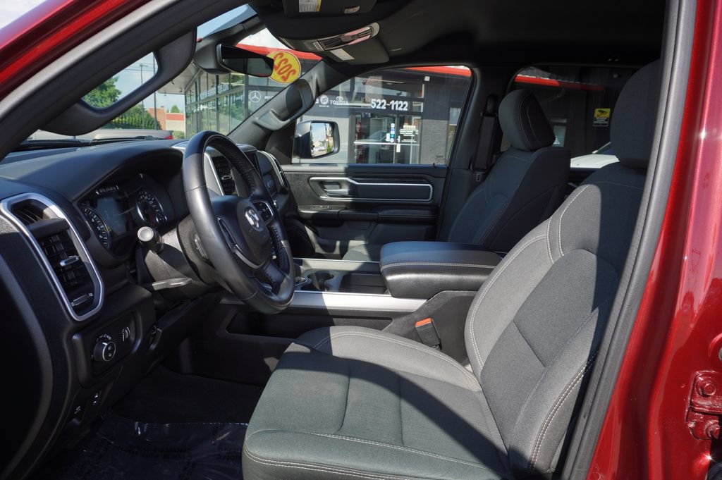 Used 2022 RAM 1500 Big Horn AWD/4WD image 23