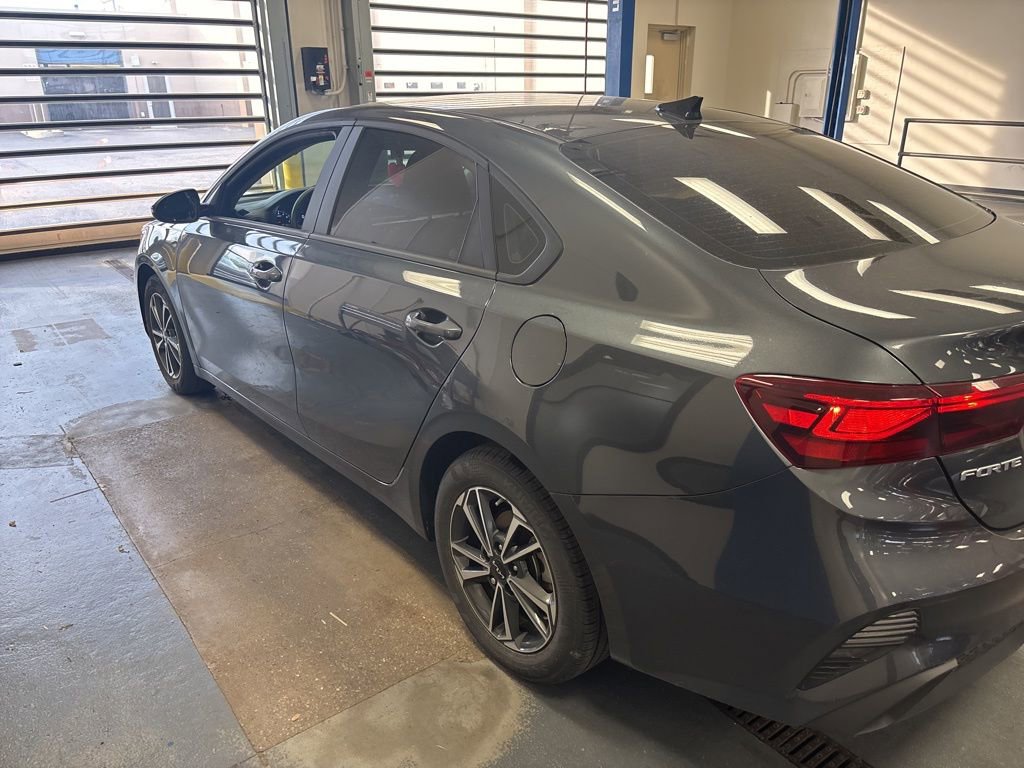 Used 2023 Kia Forte LXS w/ LXS Technology Package image 6