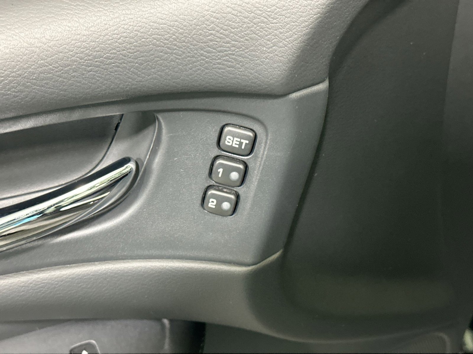 Used 2024 Nissan Murano SL image 17