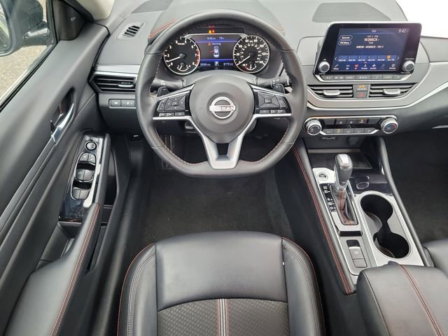 Used 2025 Nissan Altima 2.5 SR AWD/4WD image 14