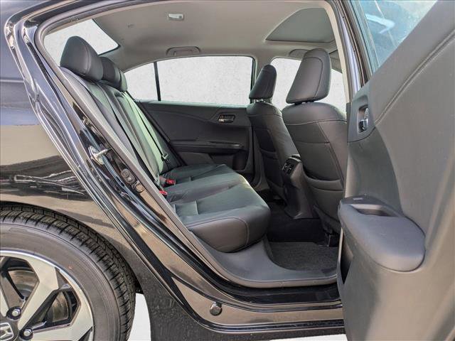 Used 2017 Honda Accord EX-L image 22