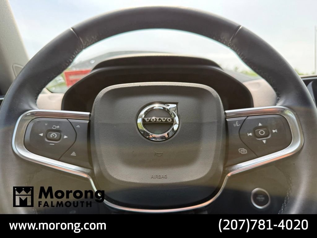 Used 2023 Volvo XC40 B5 Plus w/ Driver Assist Package AWD/4WD image 44