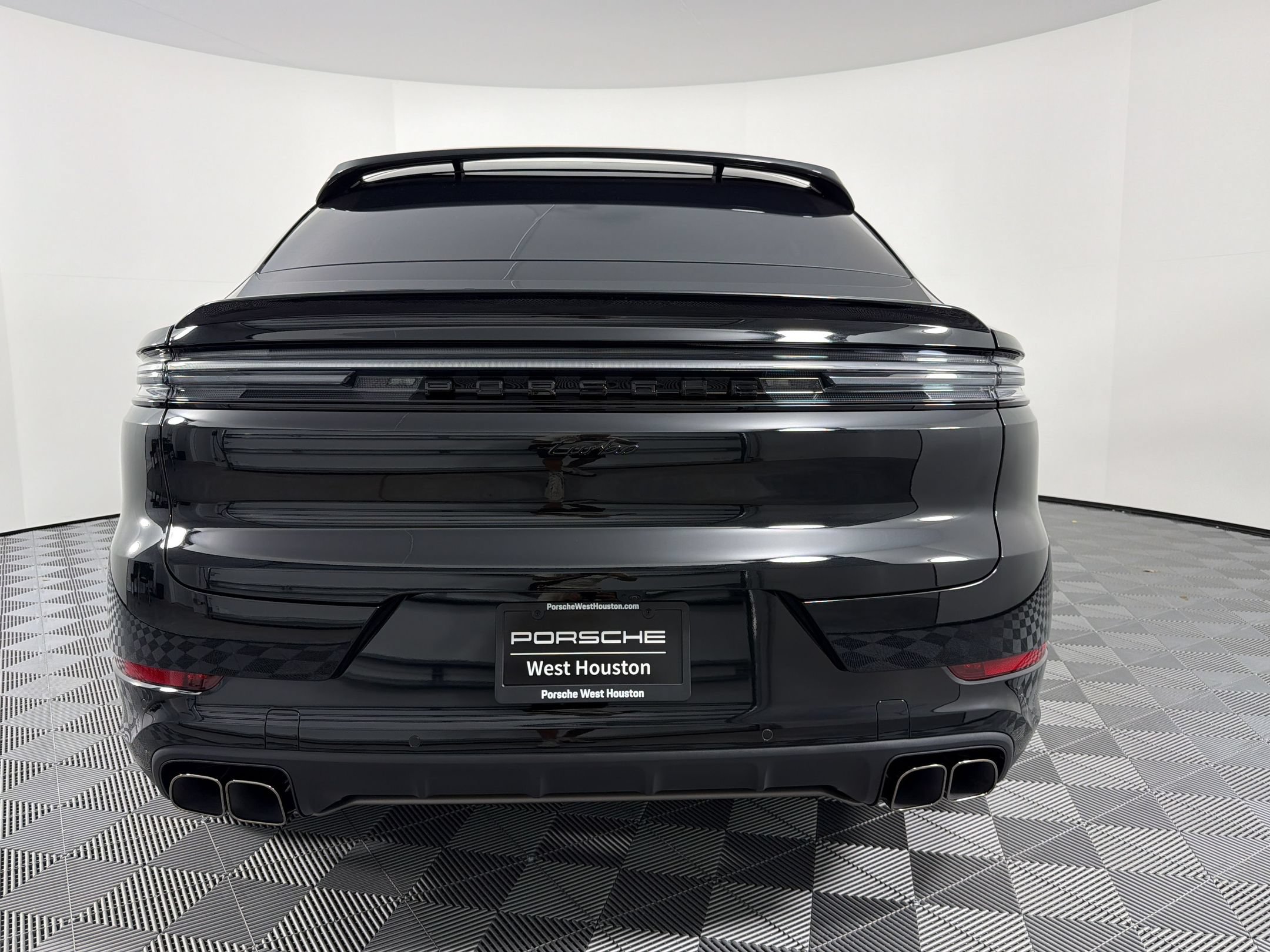 New 2026 Porsche Cayenne Turbo AWD/4WD image 8