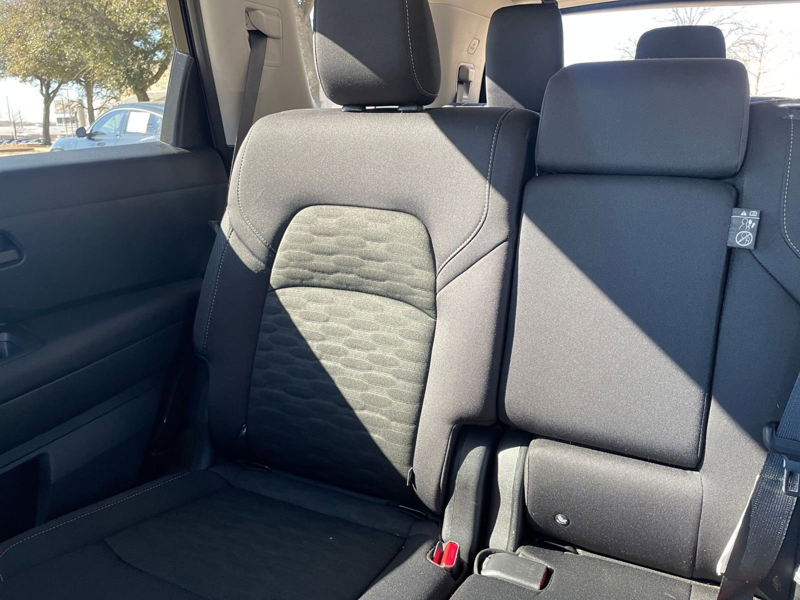 Used 2025 Nissan Pathfinder SV image 42