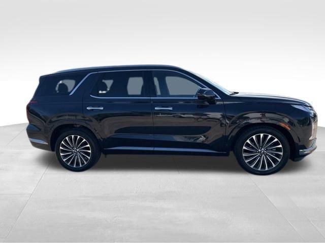 Used 2024 Hyundai Palisade Calligraphy image 13
