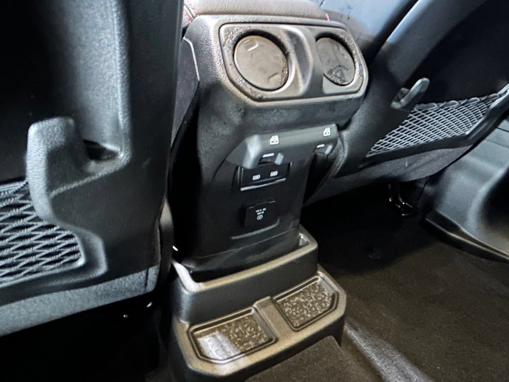 Used 2026 Jeep Wrangler Unlimited Rubicon AWD/4WD image 49