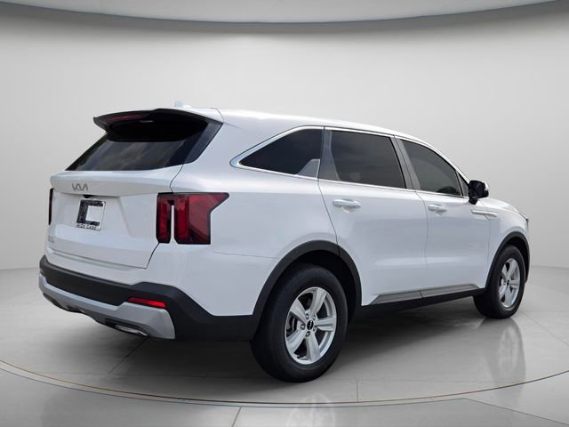 Certified 2026 Kia Sorento LX FWD image 6