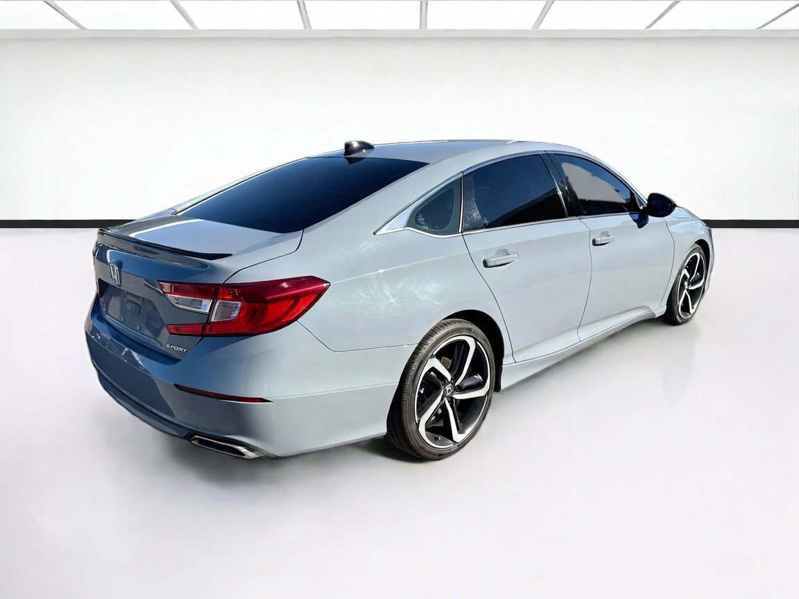 Used 2022 Honda Accord Sport image 4