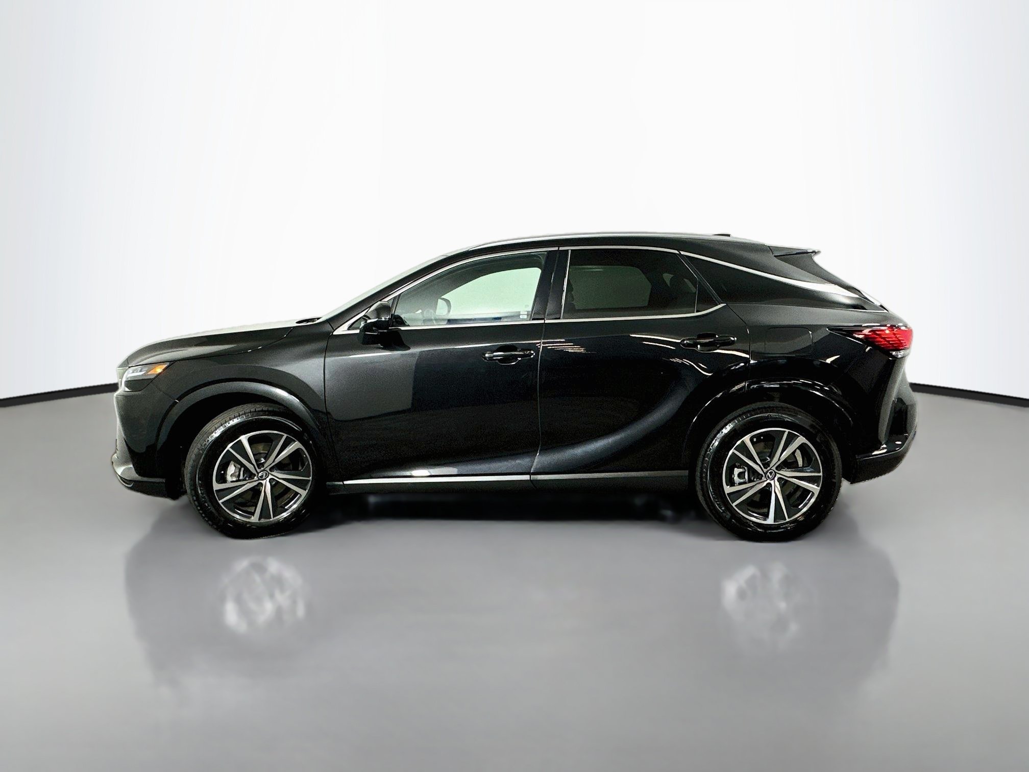 Certified 2026 Lexus RX 350h w/ Convenience Package AWD/4WD image 4