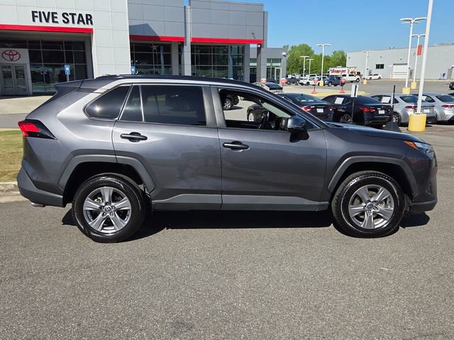 Used 2022 Toyota RAV4 XLE image 13