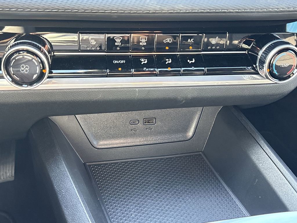 New 2026 Chevrolet Equinox LT w/ Safety and Technology Package image 20