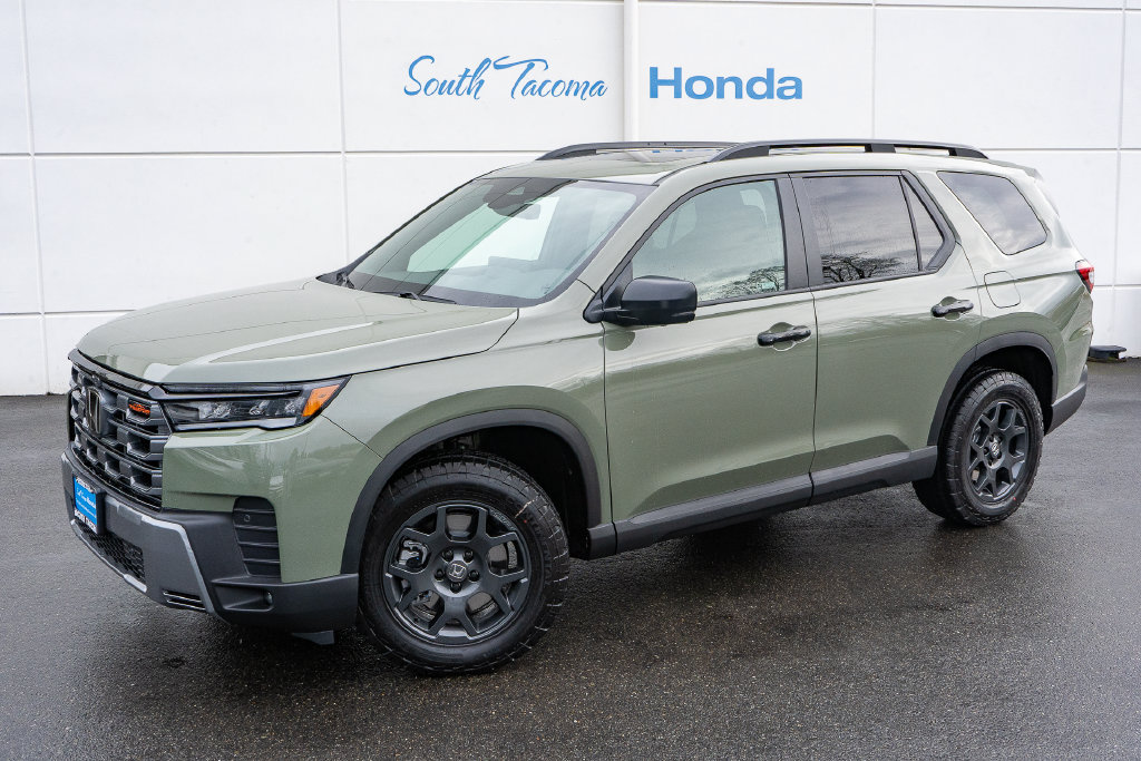 New 2026 Honda Pilot TrailSport image 2