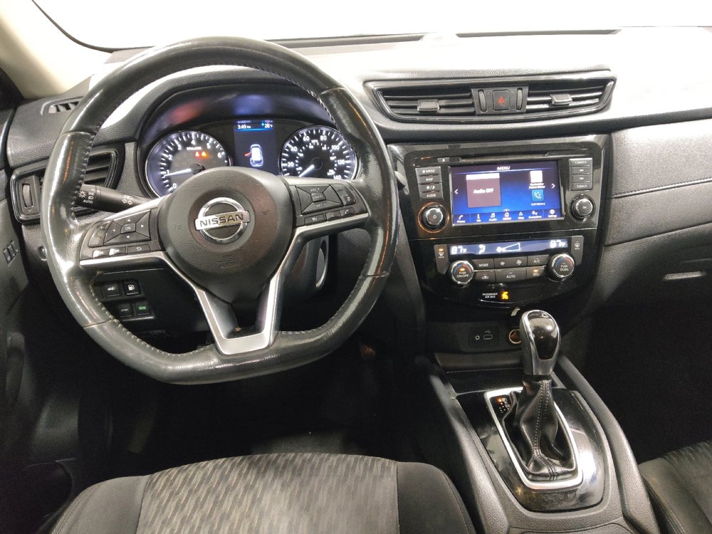 Used 2018 Nissan Rogue SV w/ Premium Package image 22