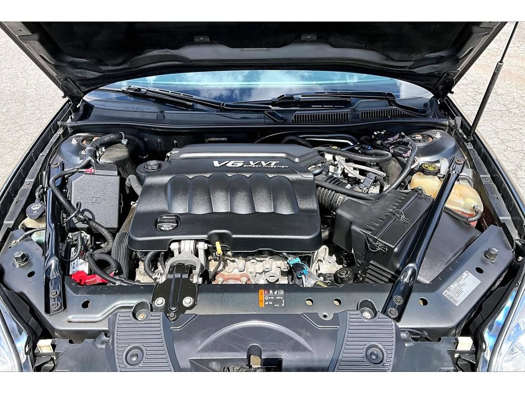 Used 2013 Chevrolet Impala LTZ FWD image 13