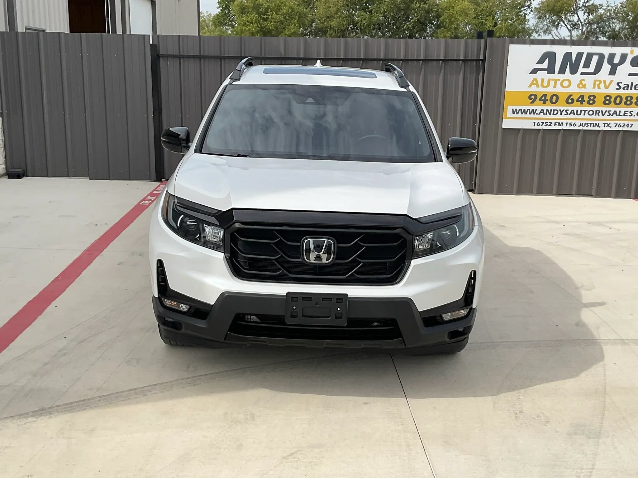 Used 2021 Honda Ridgeline Black Edition image 2