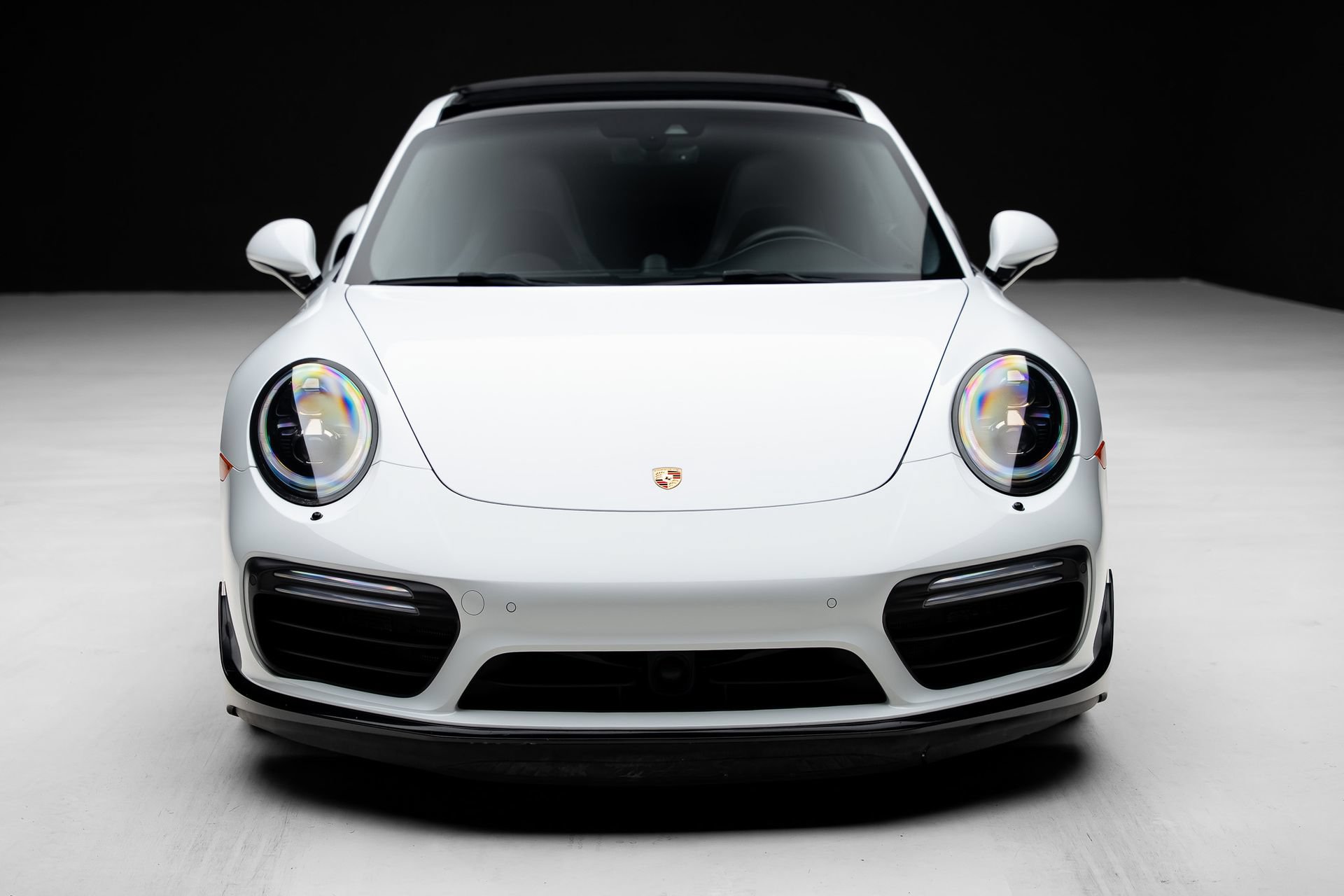 Used 2017 Porsche 911 Turbo S AWD/4WD image 7