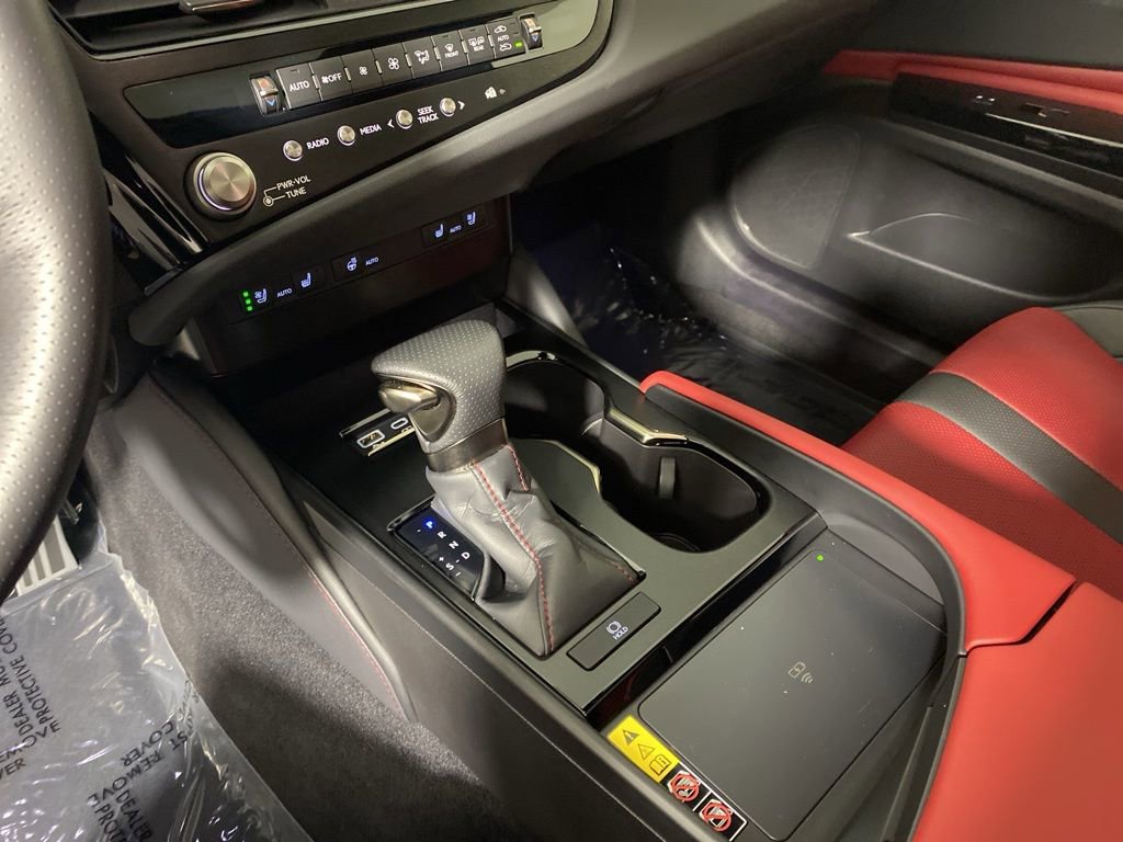 Used 2024 Lexus ES 350 F Sport w/ Accessory Package (Z2) image 21