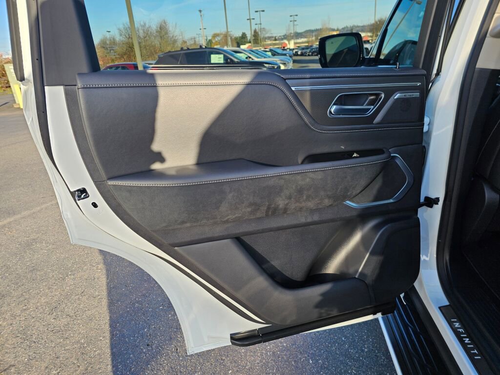 New 2026 INFINITI QX80 Luxe w/ Cargo Package image 20