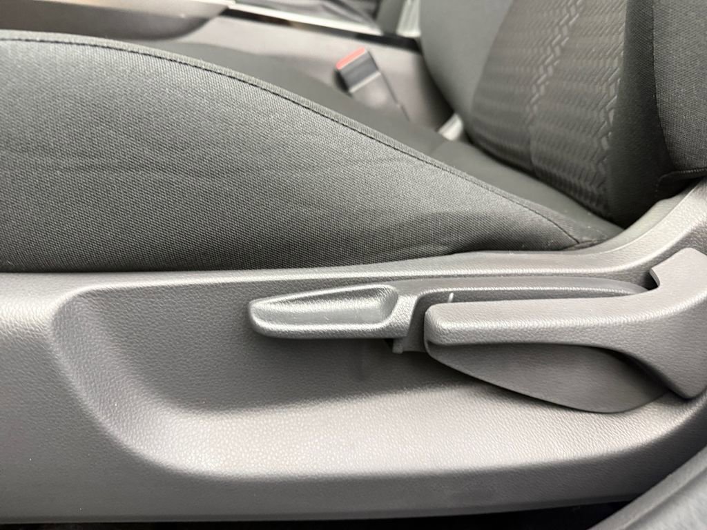 New 2026 Mitsubishi Eclipse Cross LE image 13