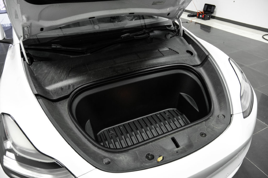Used 2023 Tesla Model Y Long Range AWD/4WD image 59