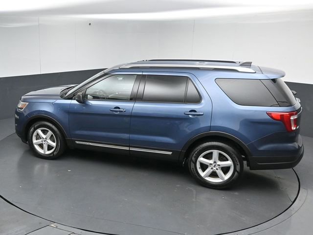 Certified 2018 Ford Explorer XLT image 40