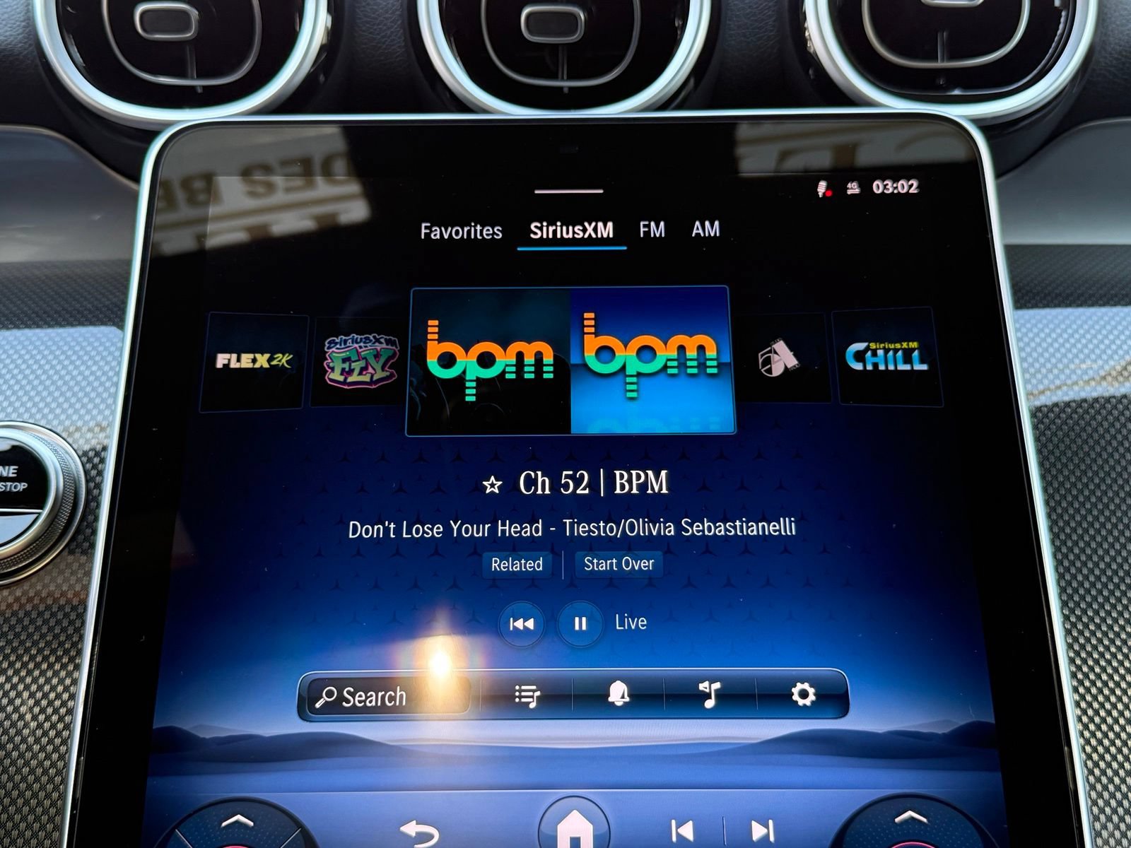Used 2026 Mercedes-Benz GLC 300 image 35