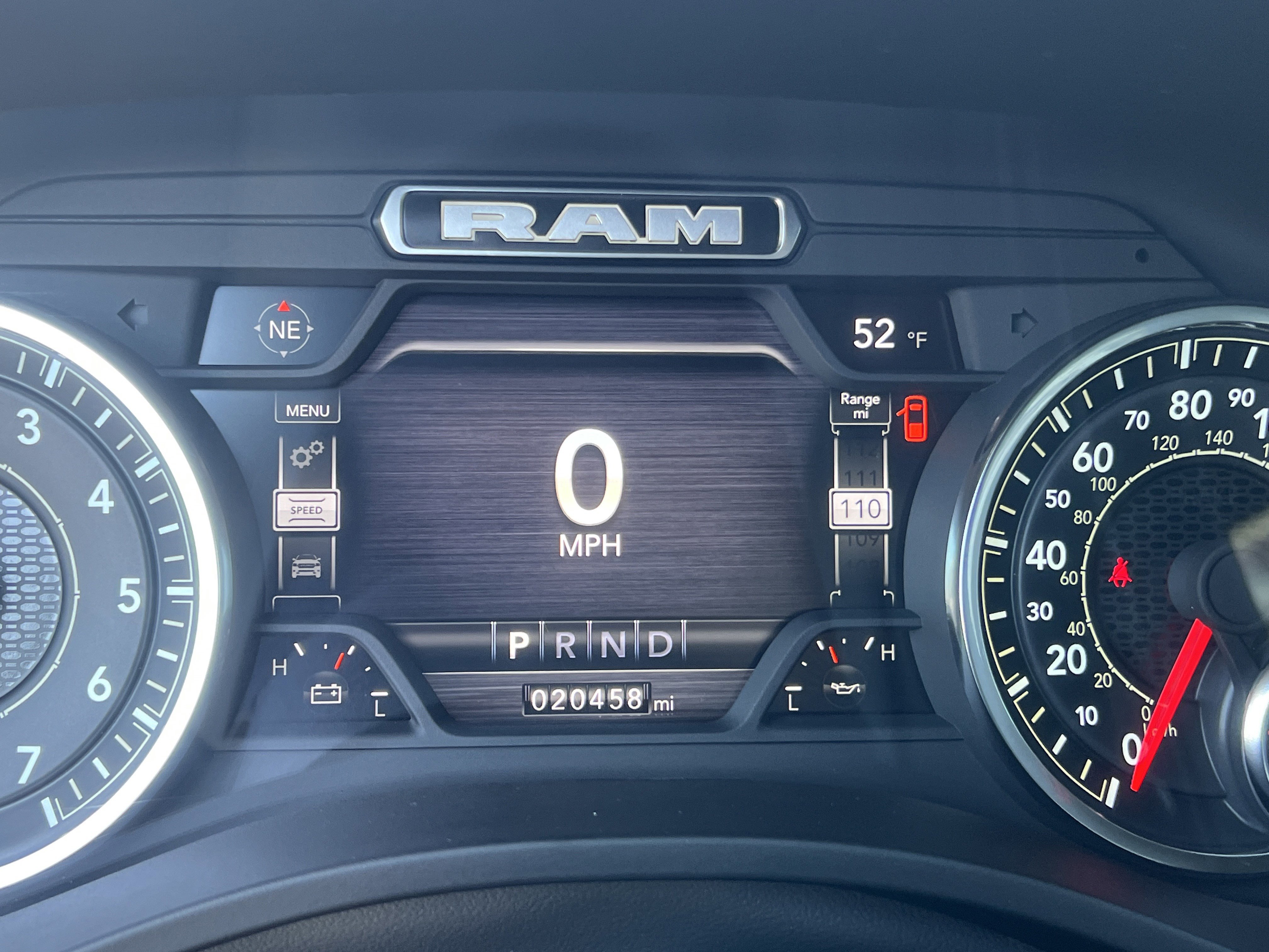 Used 2023 RAM 1500 Laramie AWD/4WD image 34