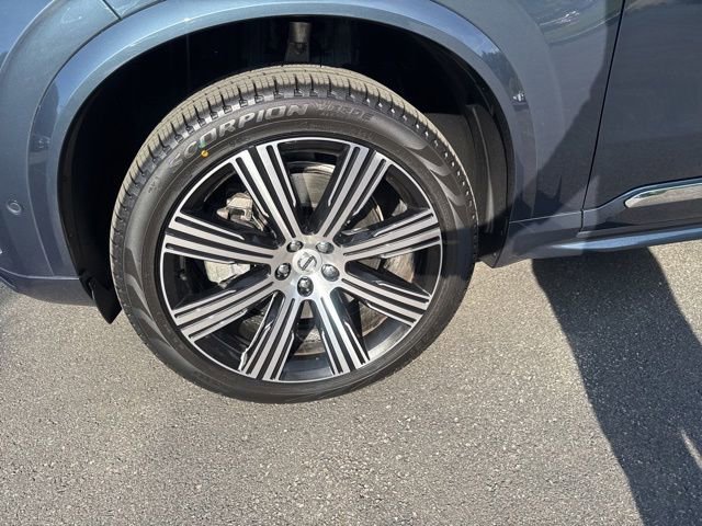 Used 2023 Volvo XC90 T8 Plus w/ Protection Package AWD/4WD image 12