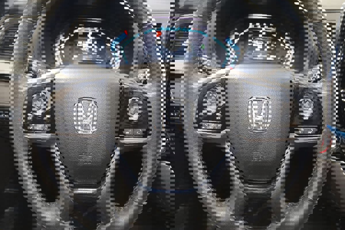 Used 2023 Honda Odyssey Touring image 37