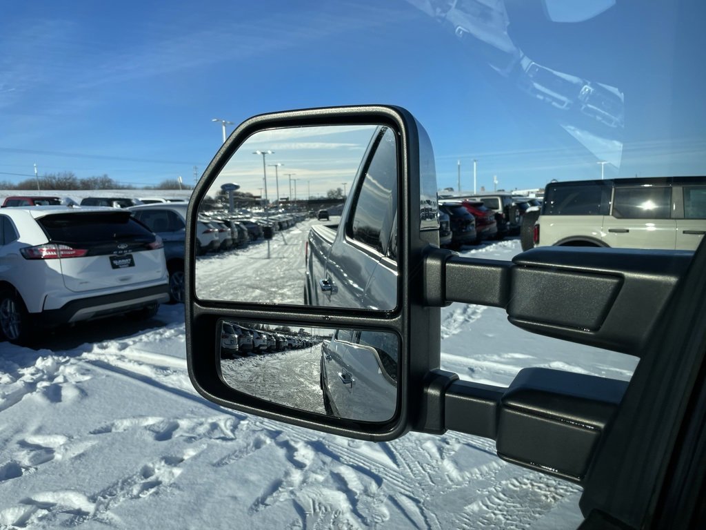 Used 2022 Ford F250 Lariat w/ Chrome Package image 40